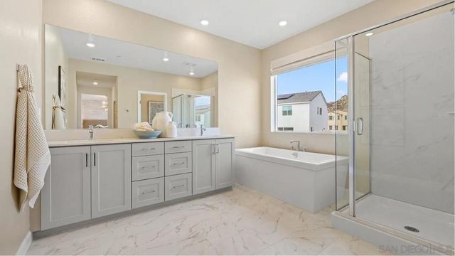 10418 Hill Meadows, Lakeside, CA 92040