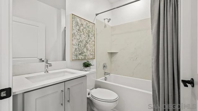 10418 Hill Meadows, Lakeside, CA 92040
