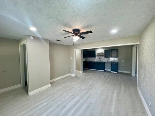 405 32nd Street, Grand Prairie, TX 75050