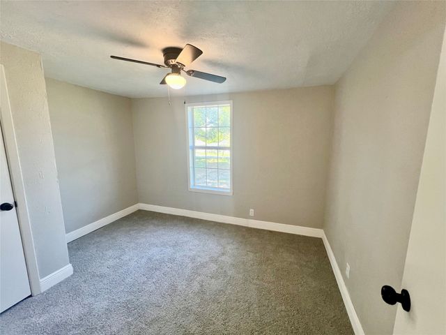 405 32nd Street, Grand Prairie, TX 75050