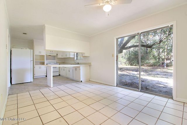 5707 Eastwood Drive, Moss Point, MS 39563