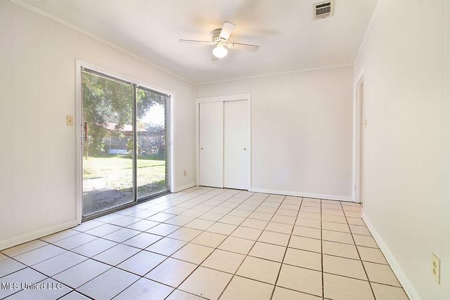 5707 Eastwood Drive, Moss Point, MS 39563