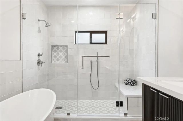 4523 Lexington Avenue, Los Angeles, CA 90029