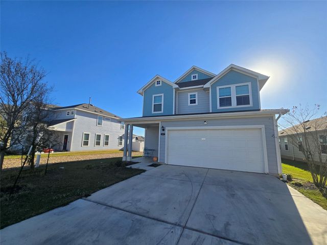 141 Appleberry LN, Elgin, TX 78621