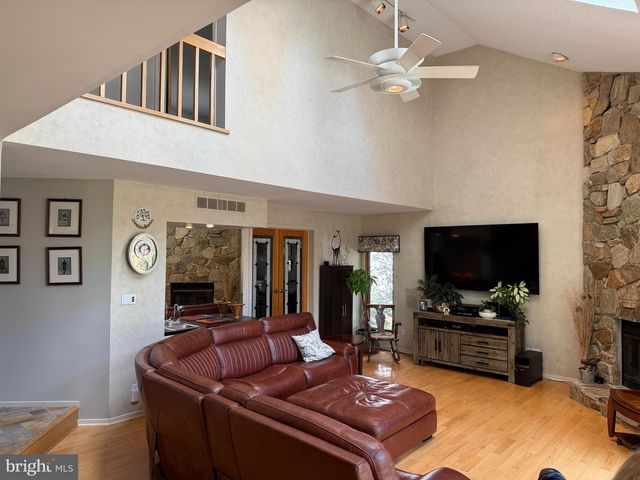 11 RANCOCAS LN, Medford, NJ 08055