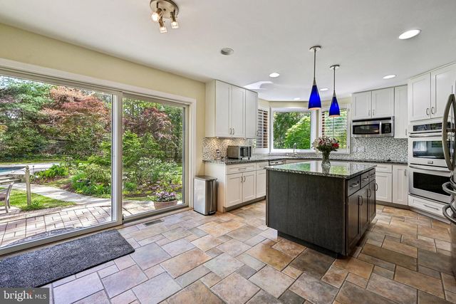 11 RANCOCAS LN, Medford, NJ 08055