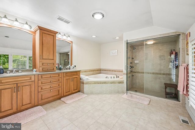 11 RANCOCAS LN, Medford, NJ 08055