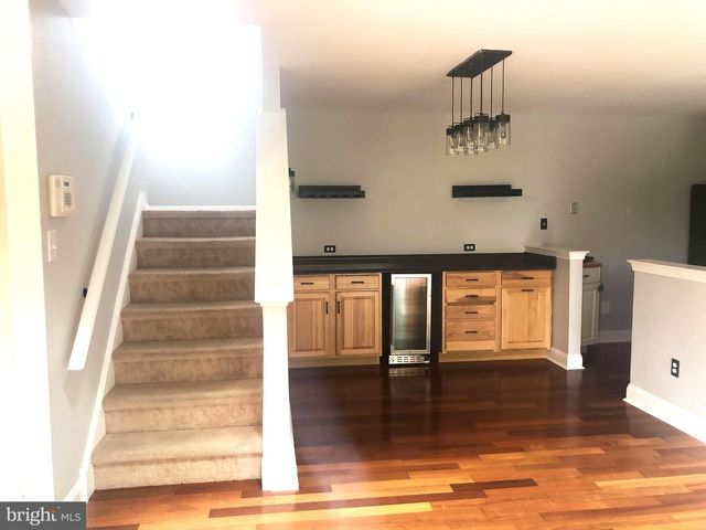 1506 SQUIRREL RD, Marlton, NJ 08053