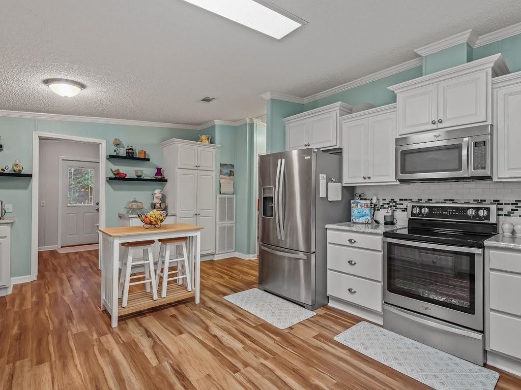 Image 22 of property listing at 1317 Tree Circle, Tallahassee, FL 32304