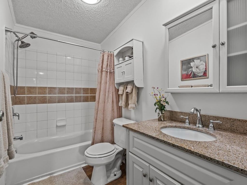 Image 31 of property listing at 1317 Tree Circle, Tallahassee, FL 32304