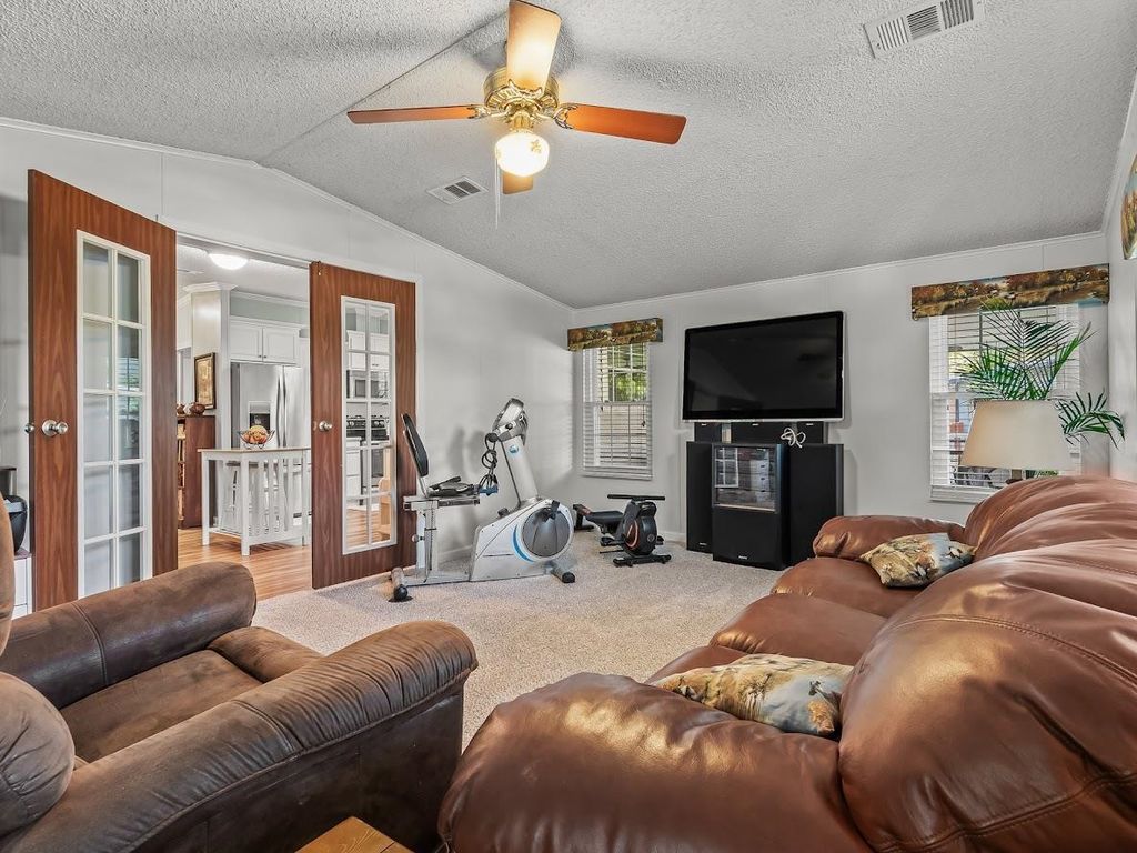 Image 35 of property listing at 1317 Tree Circle, Tallahassee, FL 32304