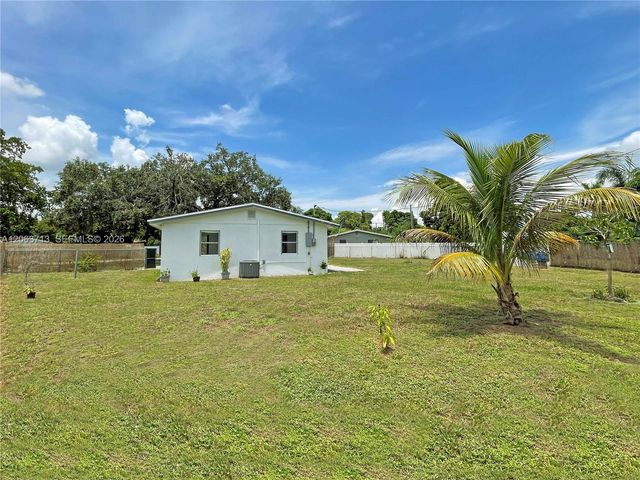 1606 NW 12th Avenue, Fort Lauderdale, FL 33311
