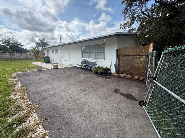 1606 NW 12th Avenue, Fort Lauderdale, FL 33311