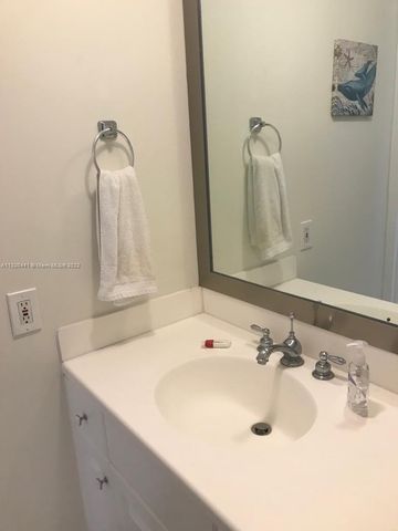 5151 Collins Ave 727, Miami Beach, FL 33140