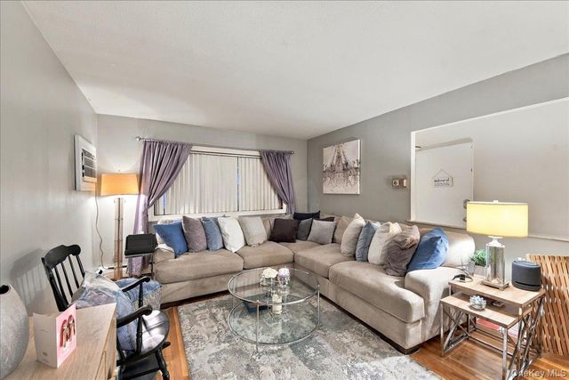 1512 Stadium Avenue, Bronx, NY 10465
