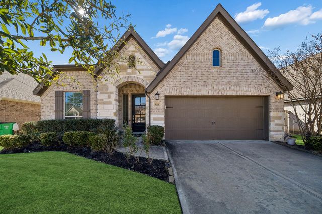 9331 Stablewood Lakes Lane, Tomball, TX 77375