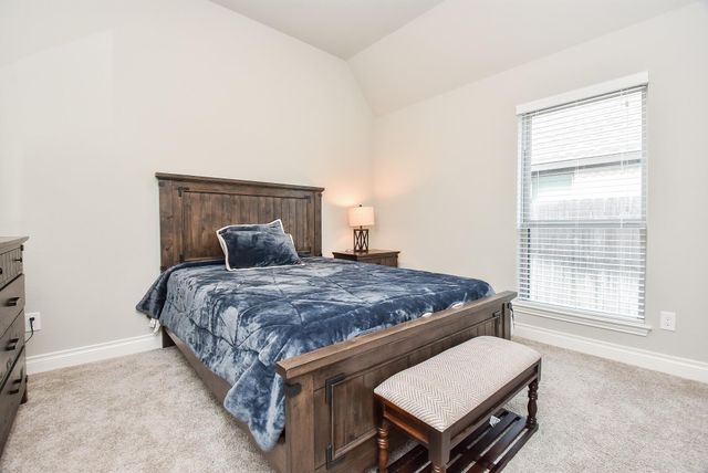 9331 Stablewood Lakes Lane, Tomball, TX 77375