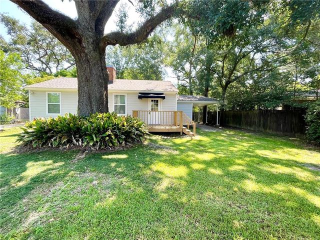 208 Parkway Street E, Mobile, AL 36608
