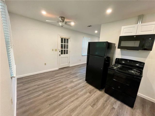 208 Parkway Street E, Mobile, AL 36608