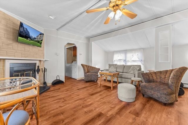 5 Presidents Way, Carver, MA 02330