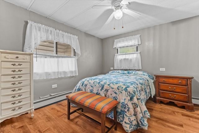 5 Presidents Way, Carver, MA 02330