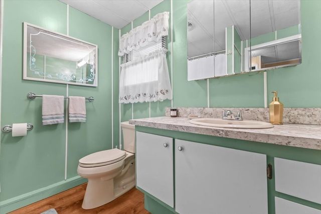 5 Presidents Way, Carver, MA 02330