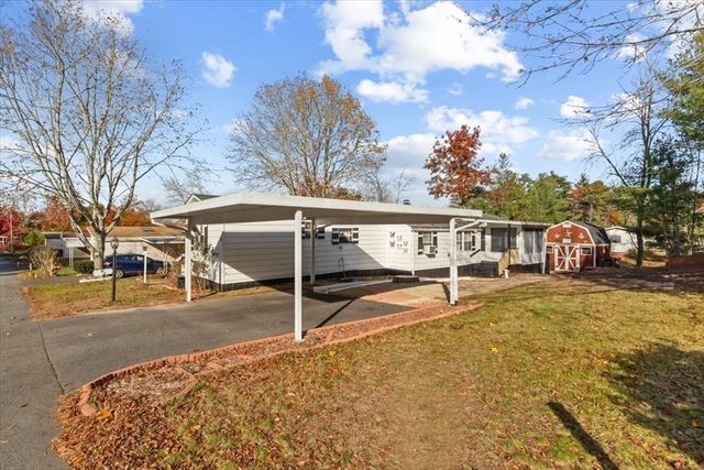 5 Presidents Way, Carver, MA 02330