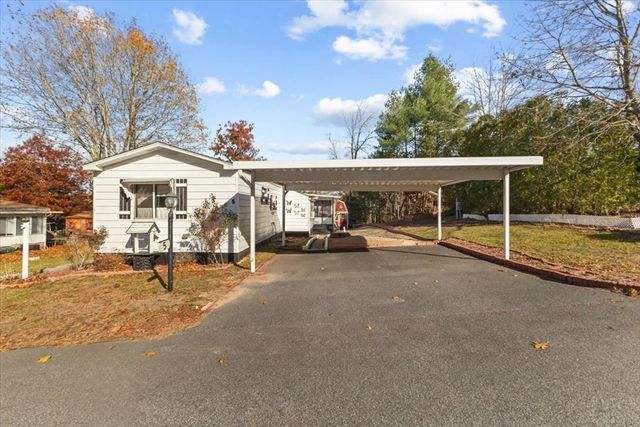 5 Presidents Way, Carver, MA 02330