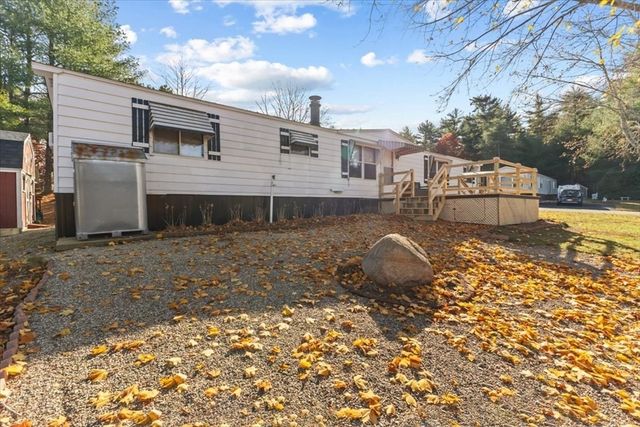 5 Presidents Way, Carver, MA 02330