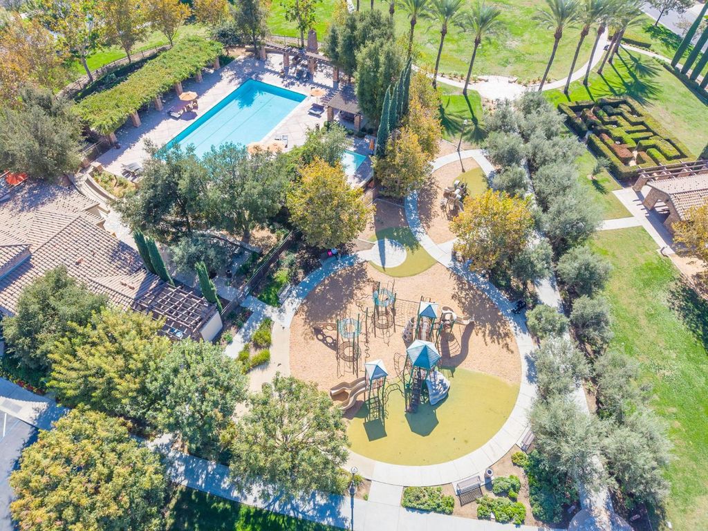 Image 30 of property listing at 3911 Heritage Avenue, Clovis, CA 93619