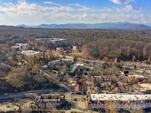 1 All Souls Crescent 200, Asheville, NC 28803