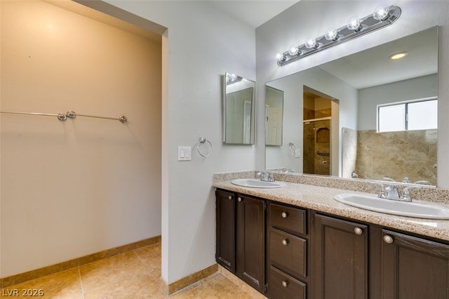 3221 East Rochelle Avenue, Las Vegas, NV 89121