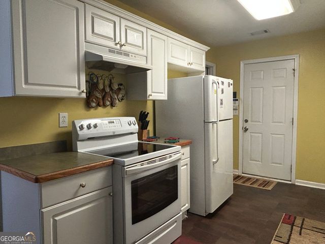 15 Sampson Court, Covington, GA 30016