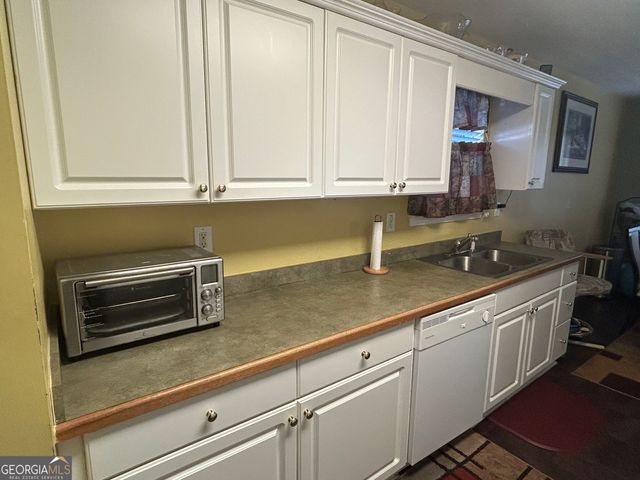 15 Sampson Court, Covington, GA 30016