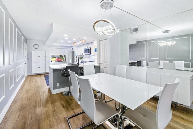 1018 Guildford A, Boca Raton, FL 33434