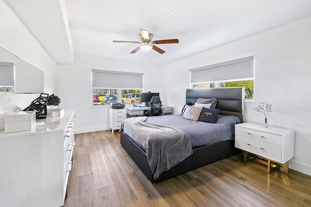 1018 Guildford A, Boca Raton, FL 33434