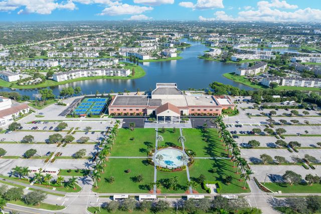 1018 Guildford A, Boca Raton, FL 33434