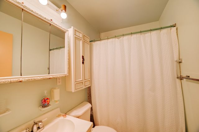 100 W Herron Court, Watseka, IL 60970