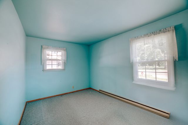 100 W Herron Court, Watseka, IL 60970