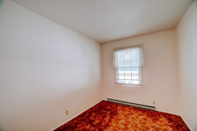 100 W Herron Court, Watseka, IL 60970