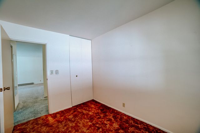 100 W Herron Court, Watseka, IL 60970