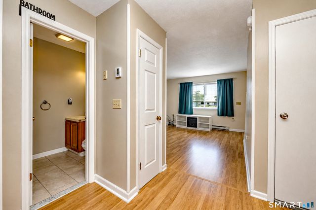 200 Yale Street 18A, Waterbury, CT 06704