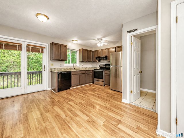 200 Yale Street 18A, Waterbury, CT 06704