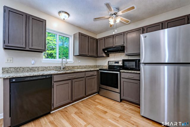 200 Yale Street 18A, Waterbury, CT 06704