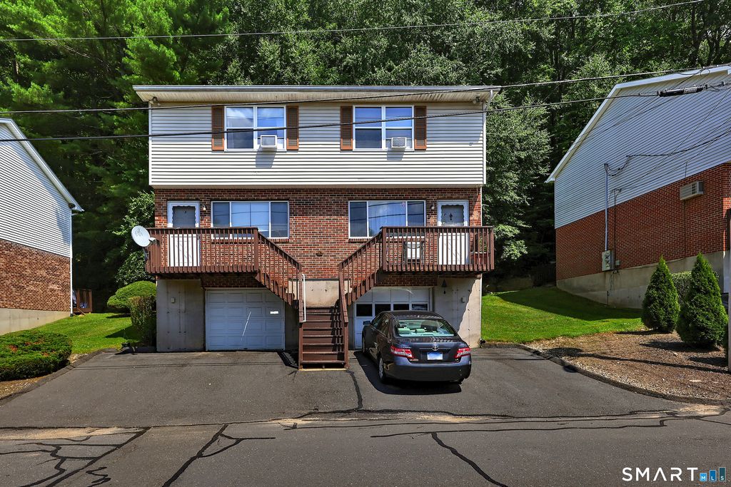 200 Yale Street 18A, Waterbury, CT 06704