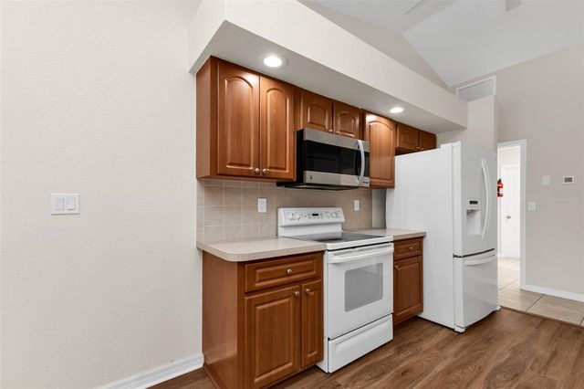 18343 ELGIN AVENUE, Port Charlotte, FL 33948