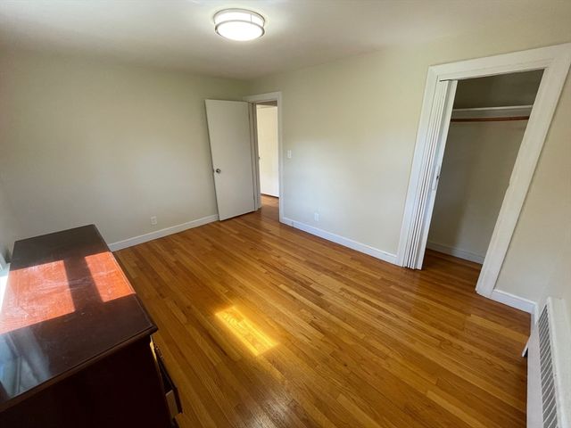 12 Anna Road, Woburn, MA 01801