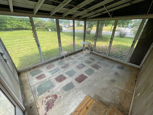 12 Anna Road, Woburn, MA 01801