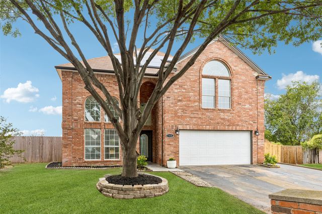 7108 Cadillac Boulevard, Arlington, TX 76016