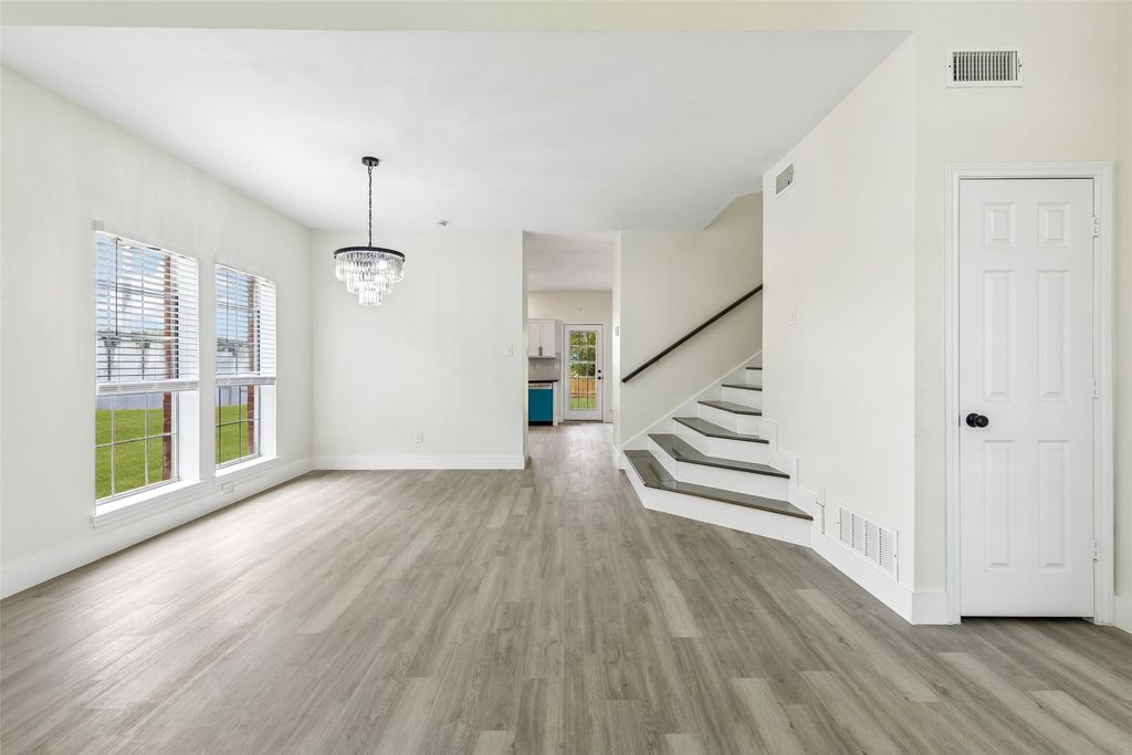 7108 Cadillac Boulevard, Arlington, TX 76016 — photo 4